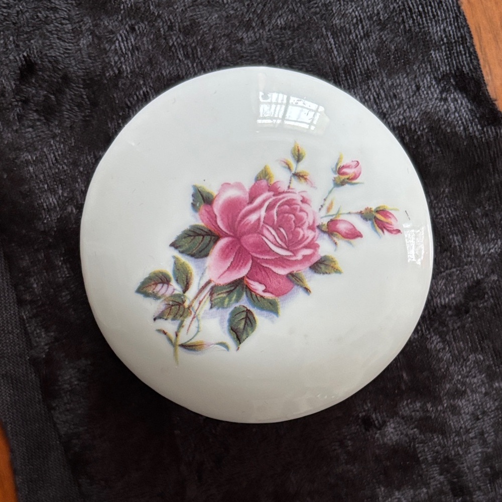 Vintage Floral Ceramic Trinket Box